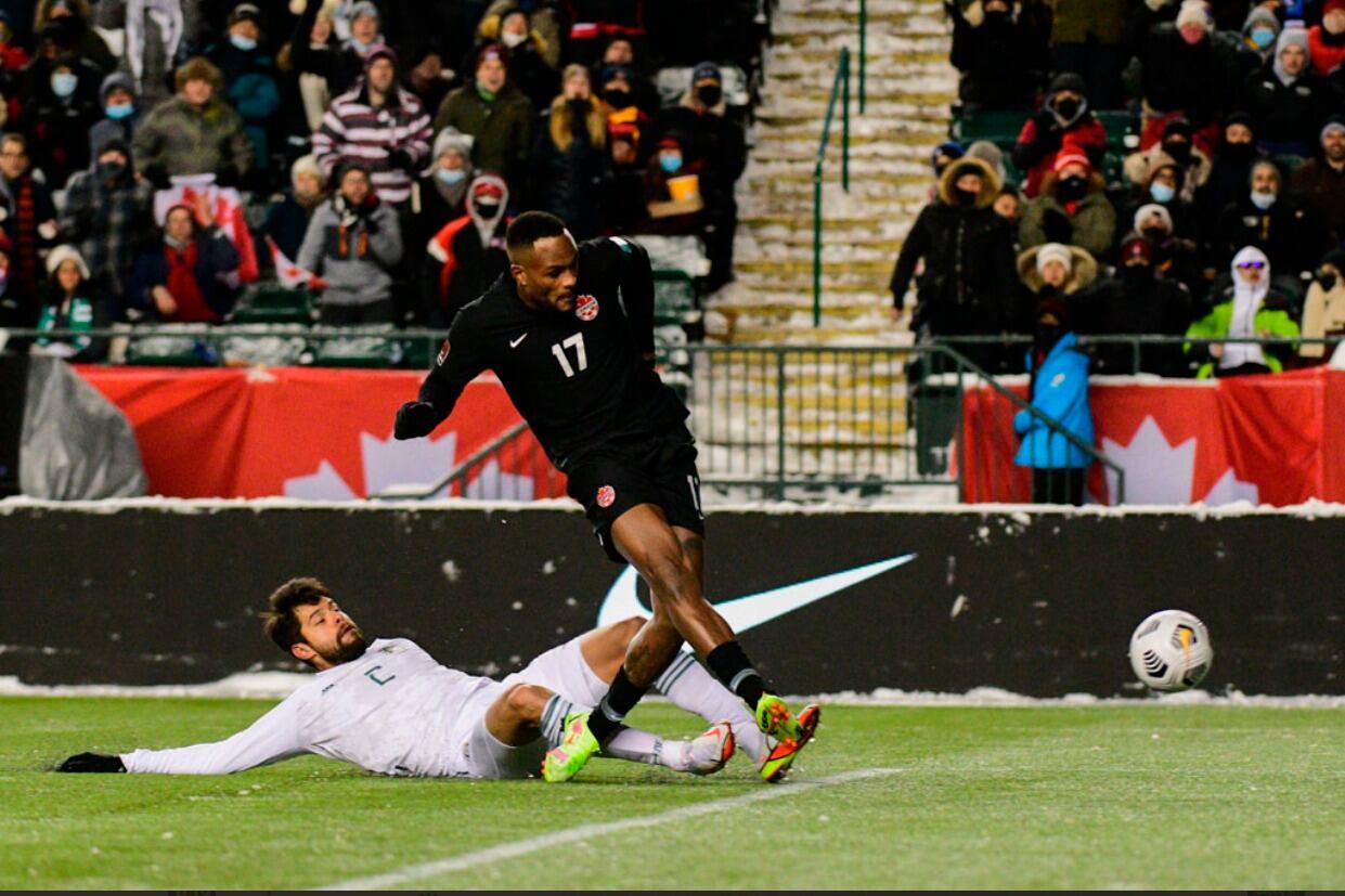 México perdió ante Canadá y complicó su clasificación para Qatar 2022