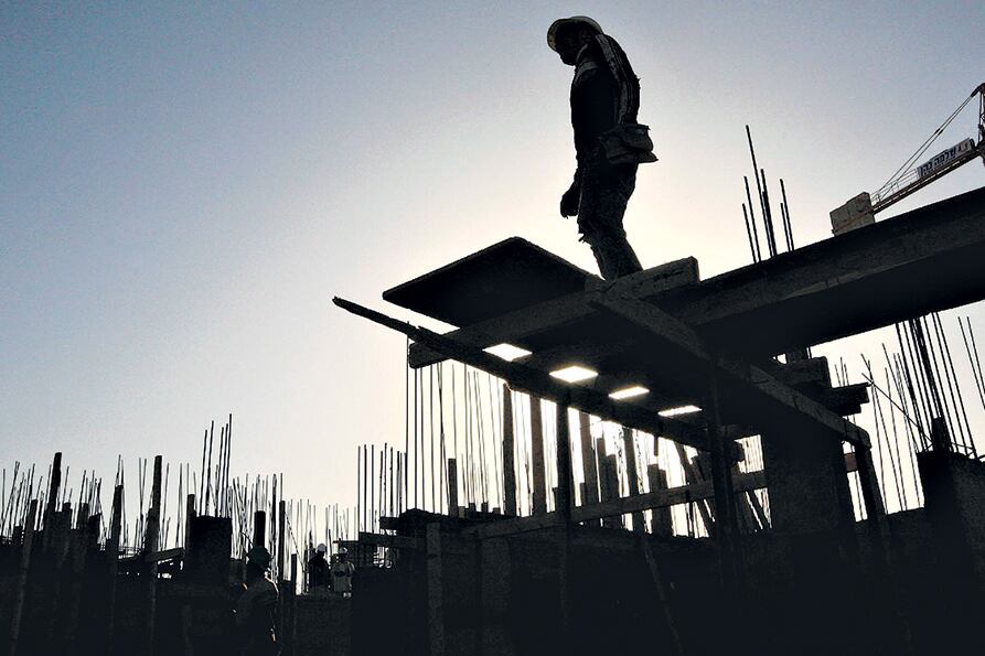 Las ventas de cemento fueron en febrero las más bajas en un lustro, con excepción de abril.