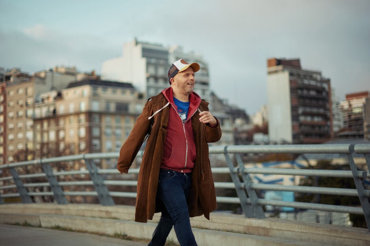 Sebastián Wainraich regresa con la segunda temporada de Casi feliz.