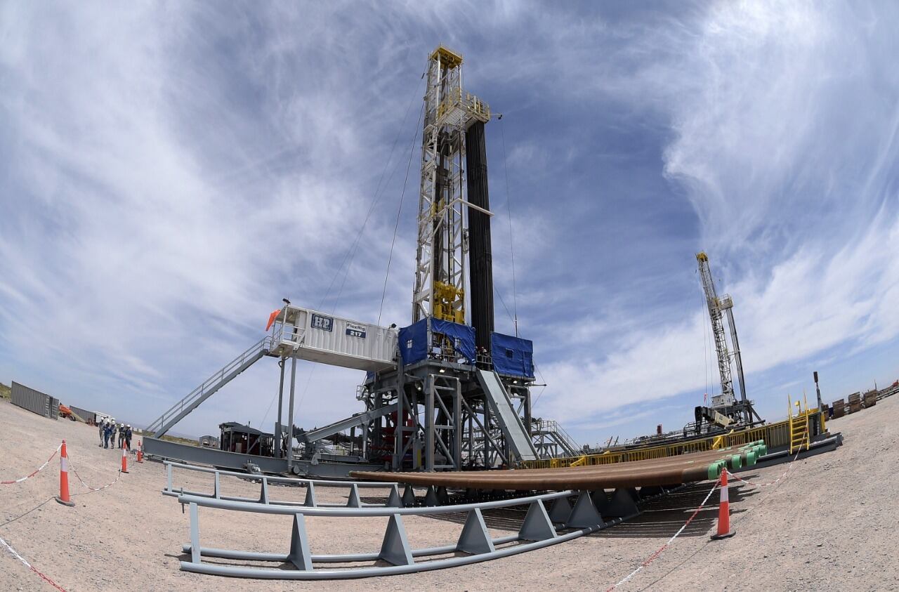 El gobierno quiere que el gasoducto nuevo esté listo para el invierno próximo.