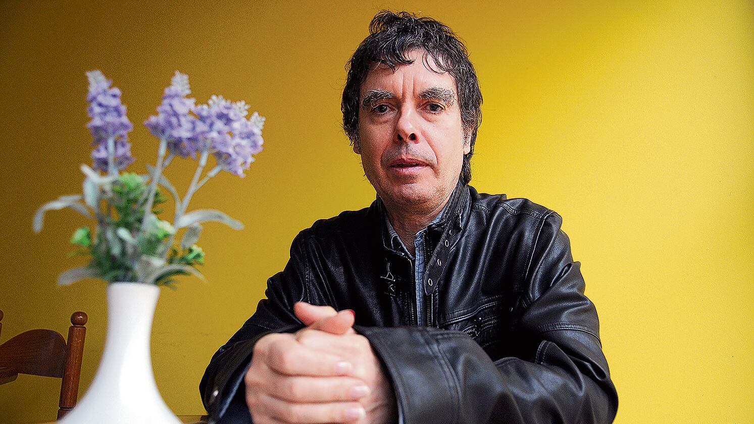 Cabrera se presentará esta noche en Xirgu. El y su guitarra serán los protagonistas del recital.