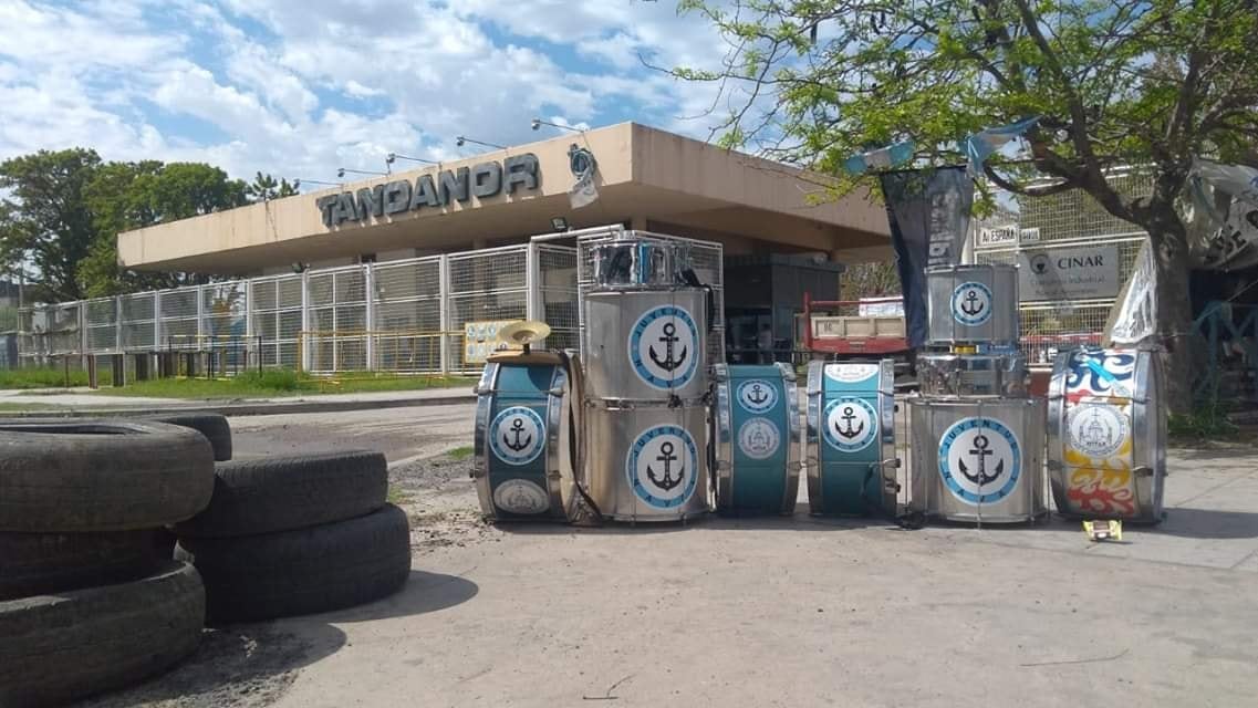 La empresa, otro coto de caza del gobierno libertario