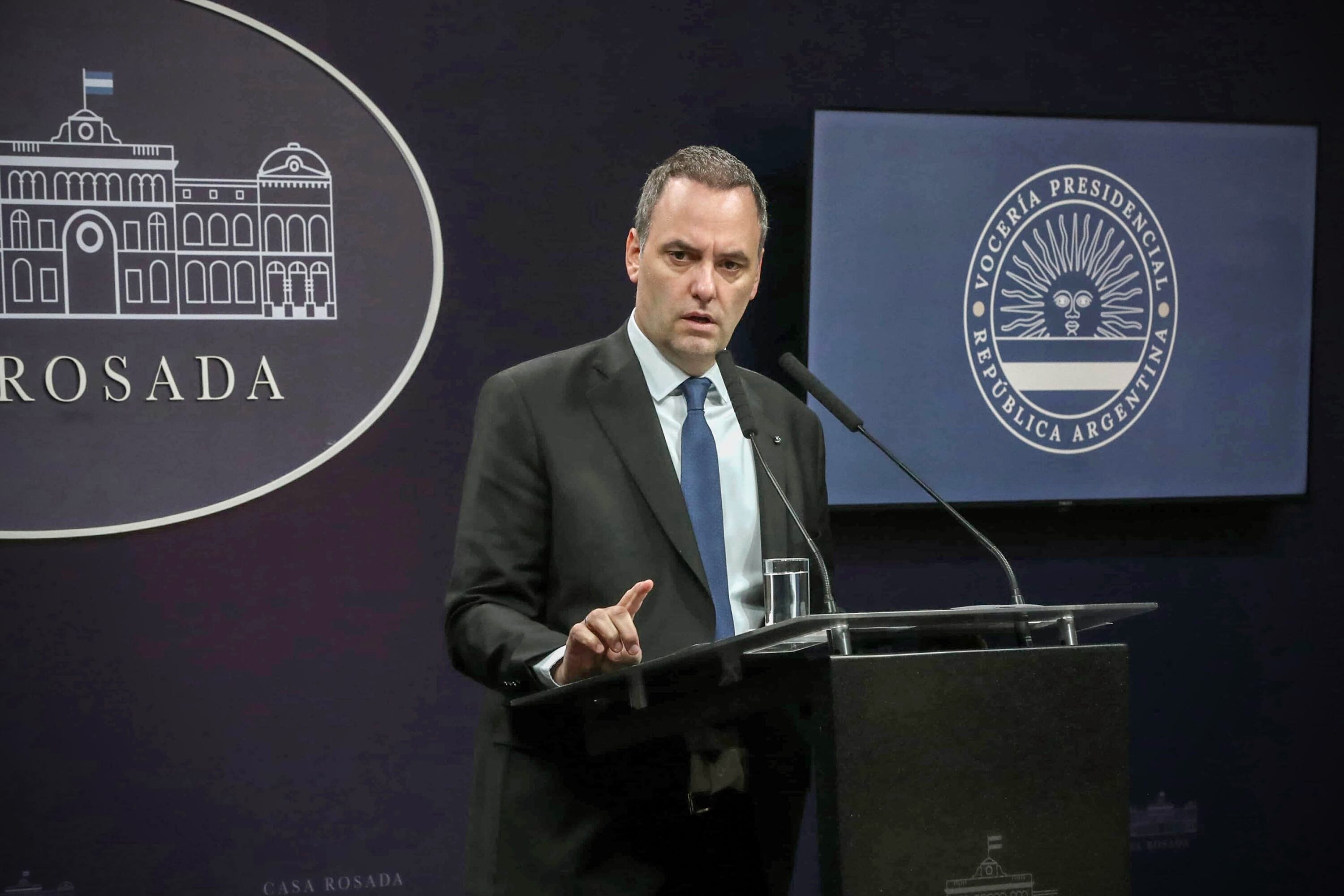 Manuel Adorni, vocero presidencial