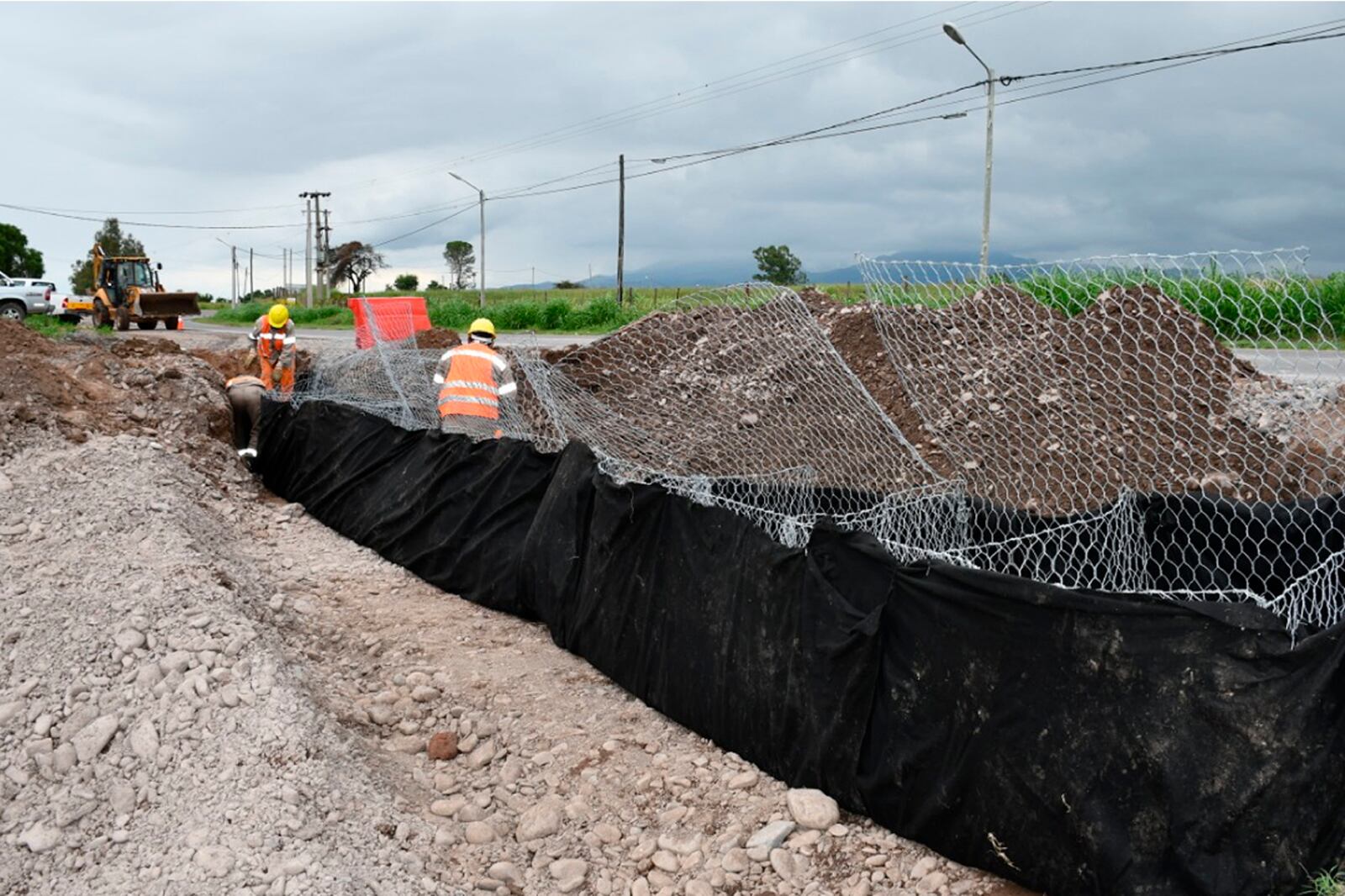 Obras de mantenimiento sobre la ruta 68.