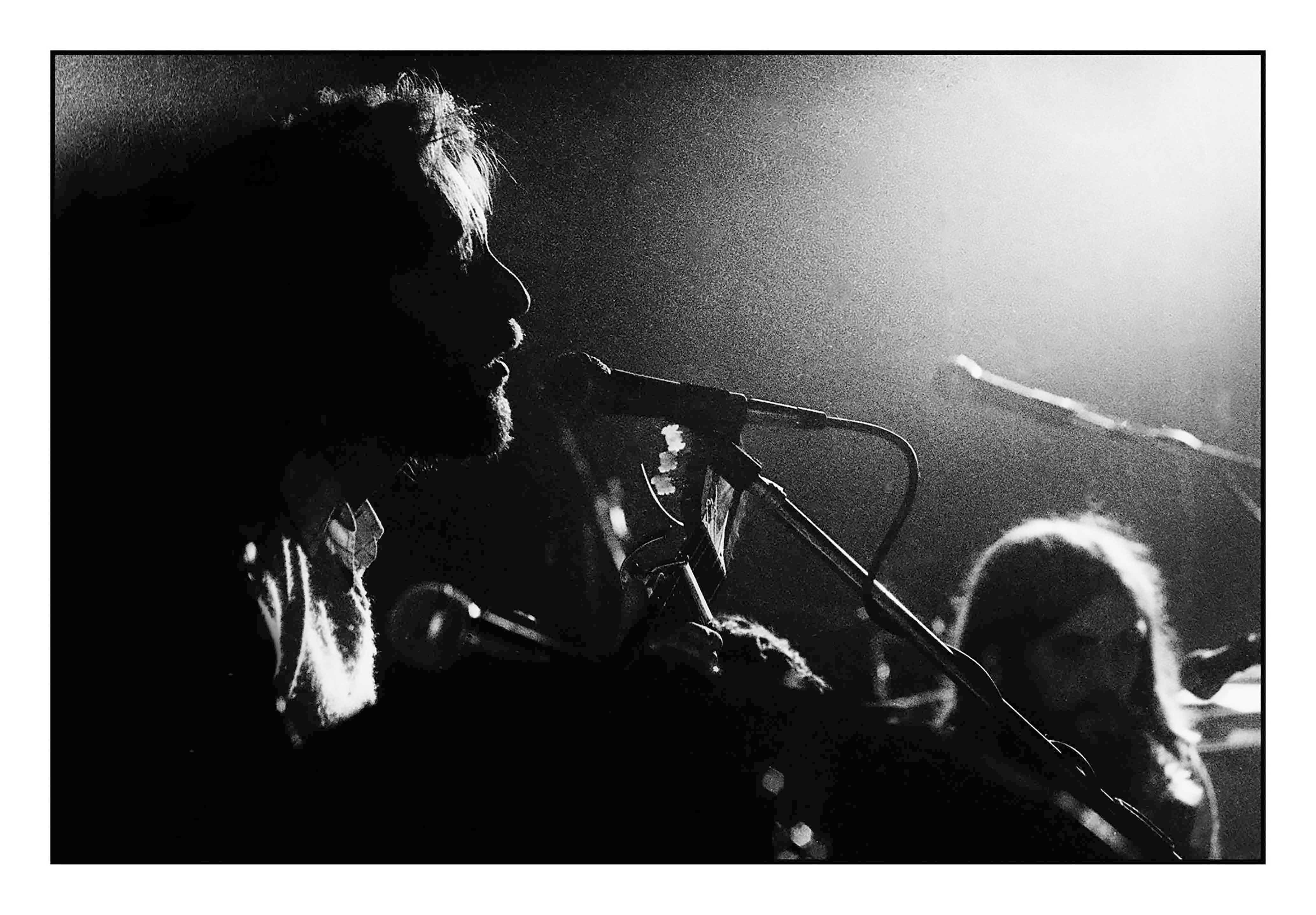 Jorge Lazaroff fotografiado en 1981, como parte de Los Que Iban Cantando