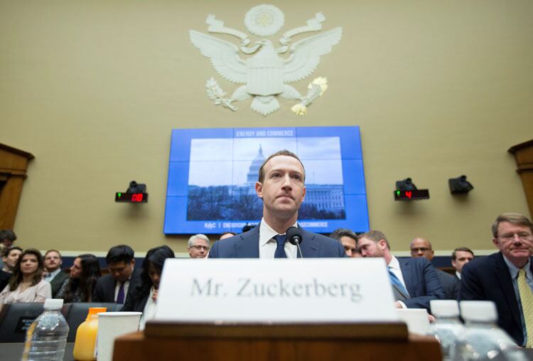 Zuckerberg hoy, ante los congresistas.