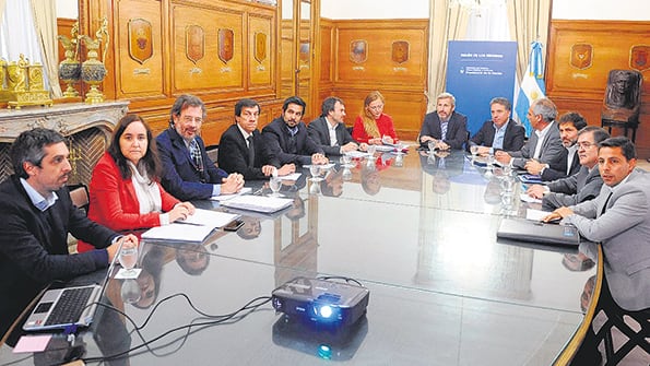 Dujovne y Frigerio negocian la aprobación del Presupuesto 2019.