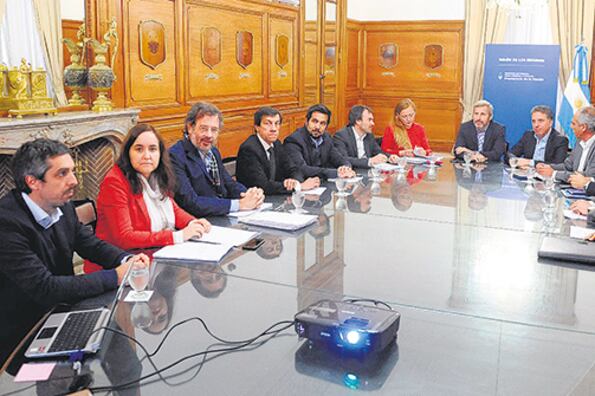 Dujovne y Frigerio negocian la aprobación del Presupuesto 2019.