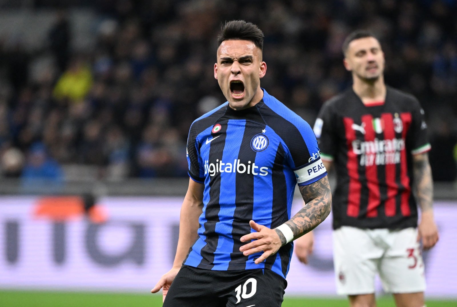 Lautaro Martínez volvió a vencer a los franceses Theo Hernández y Olivier Giroud