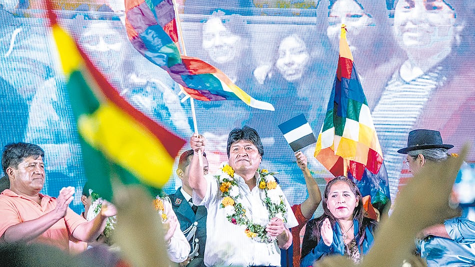 “Hay que acompañar la liberación política con una liberación económica”, dijo Evo Morales.