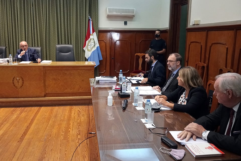 El fiscal de Estado Rubén Weder, los fiscales Jiménez, Nessier y Hernández.  Y el juez Creus.