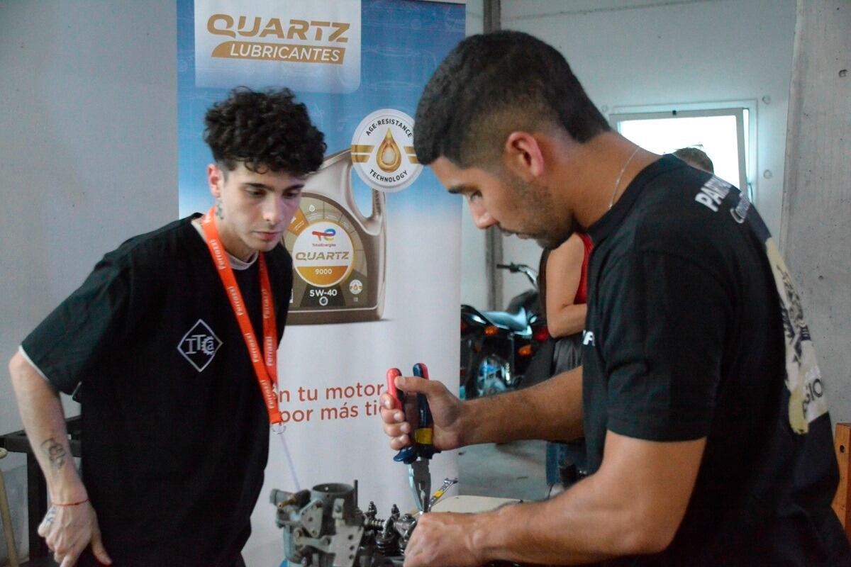 El compromiso con la educación en el sector automotriz.