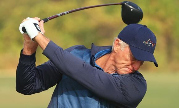 Norman sigue jugando torneos de veteranos y exhibiciones.
