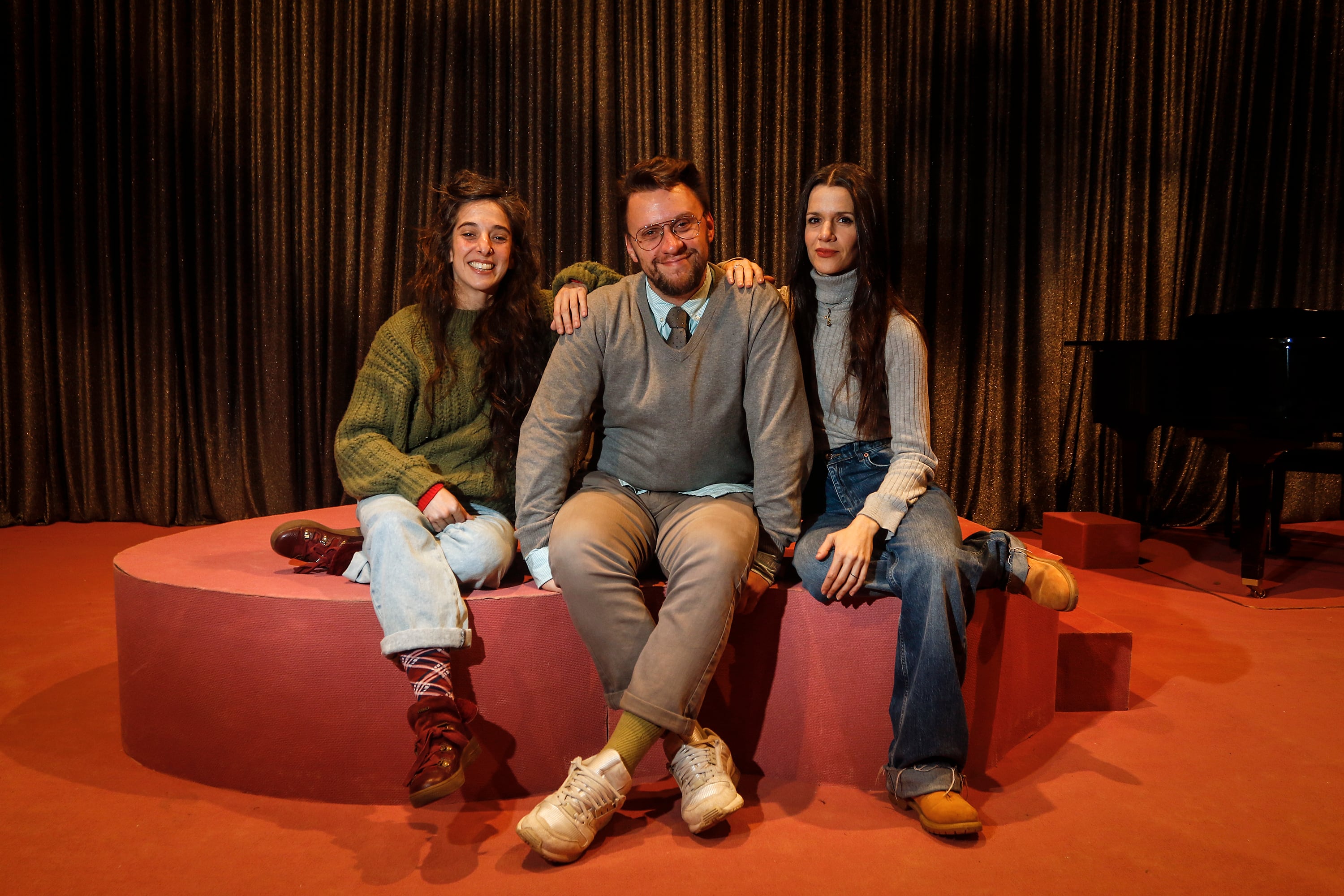 Lucía Adúriz, Mariano Tenconi Blanco y Violeta Urtizberea. 