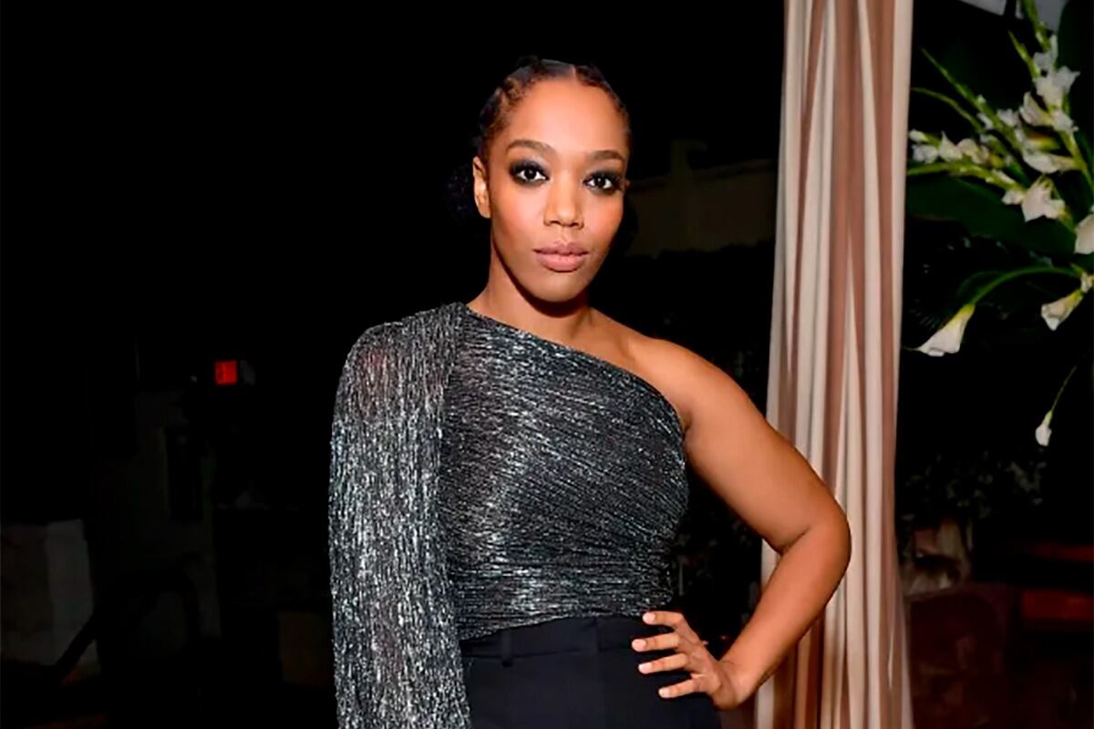 "A Whitney Houston el público intentó siempre decirle quién debía ser", señala Ackie.