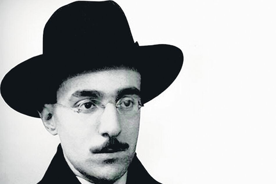 El poema de Pessoa se publicó en la revista Orpheu en marzo de 1915.