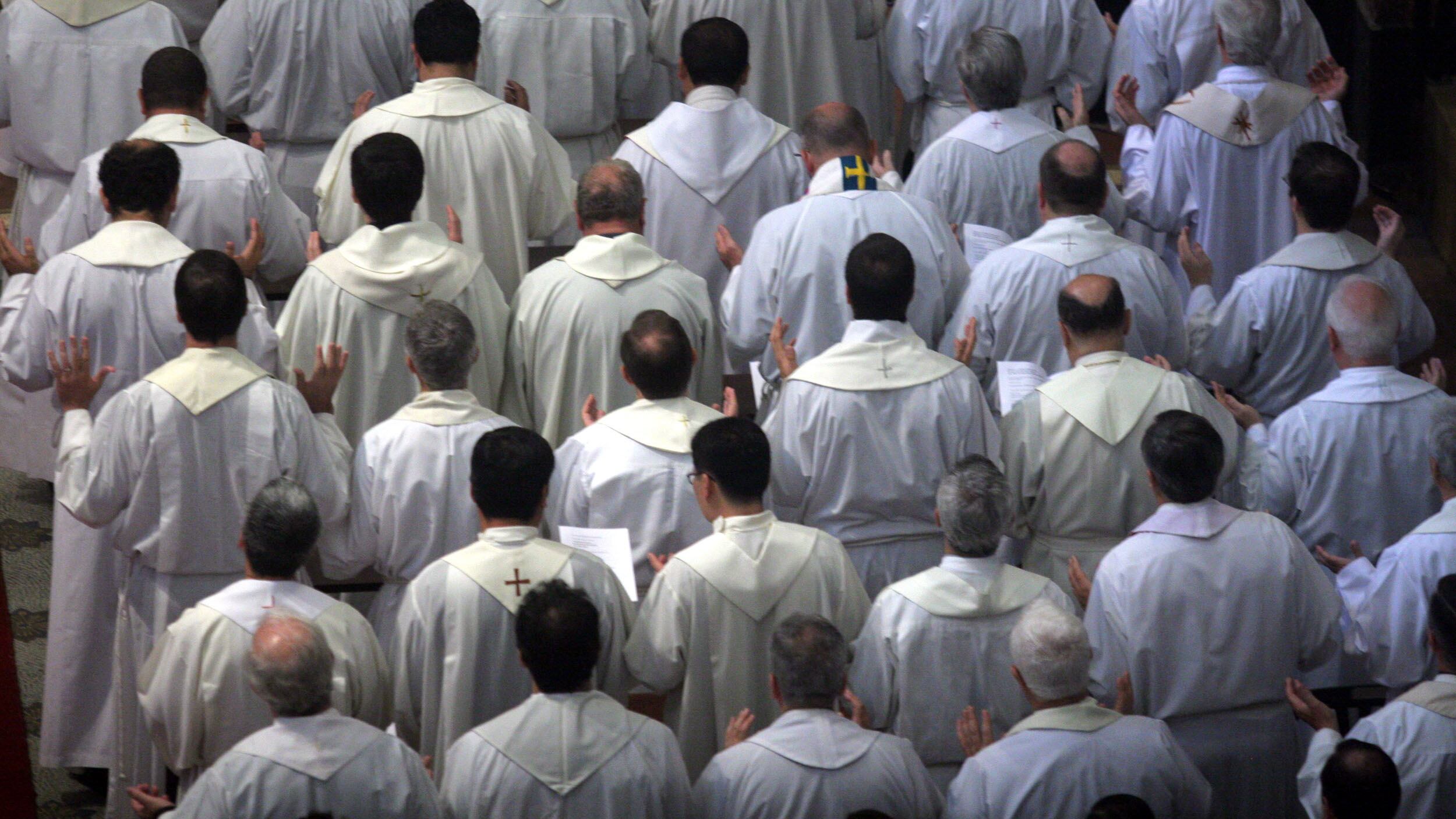 El protocolo recoge la experiencia de un centenar de víctimas y sobrevivientes.