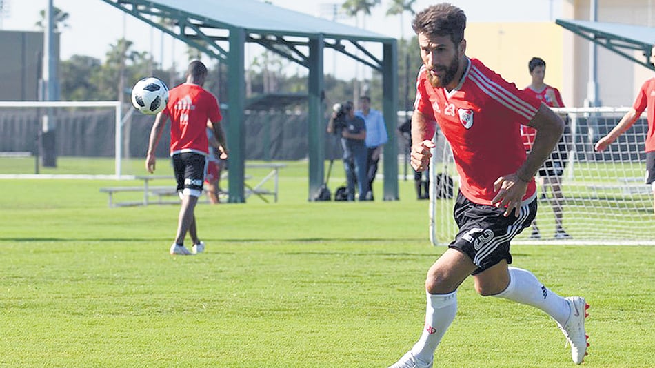 Leonardo Ponzio, capitán de River, durante una práctica en Orlando.