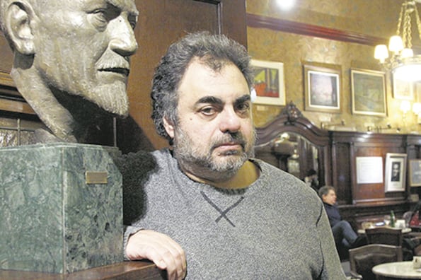 “Con el humor armé un puente entre la cole y el resto del planeta”, sostiene Moldavsky.