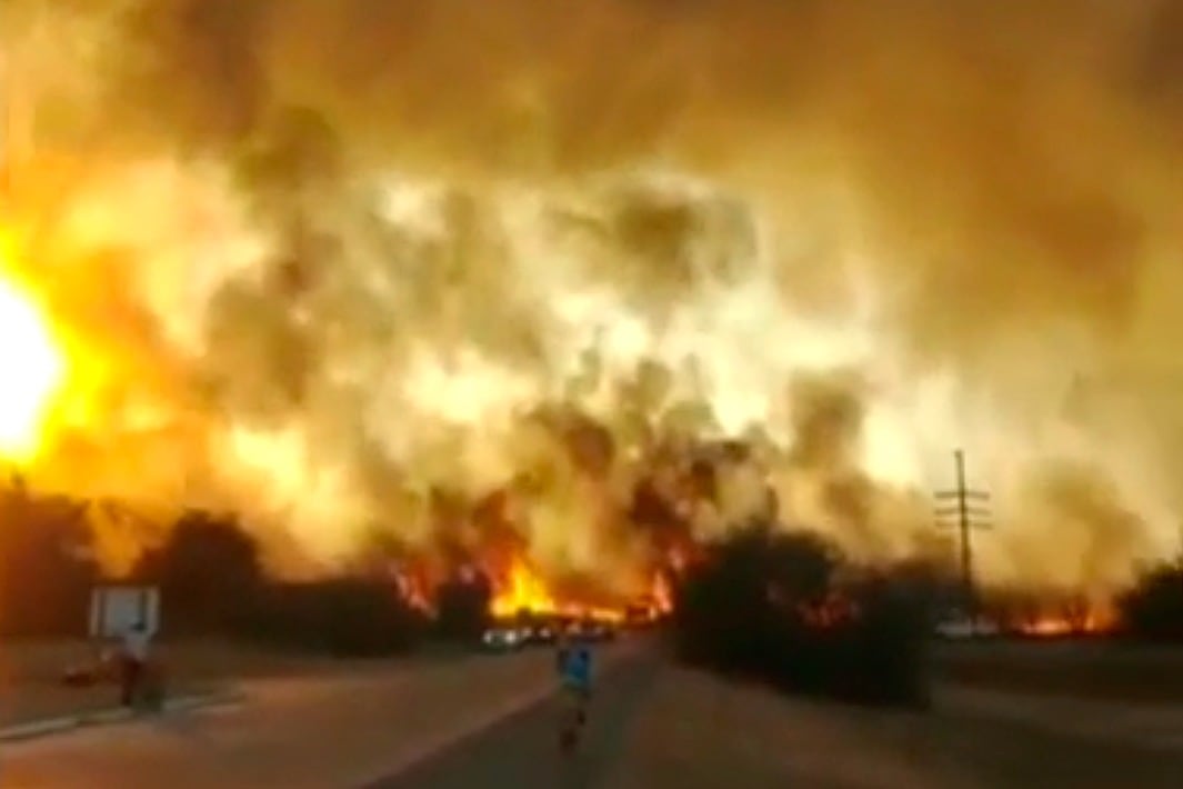 Las llamas bordearon el Museo de la Memoria La Perla