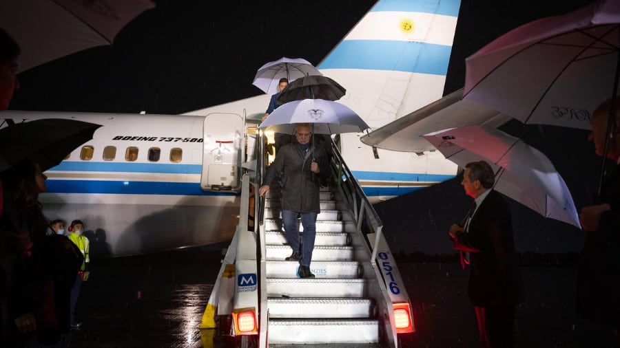 Alberto Fernández, al llegar a Bogotá.