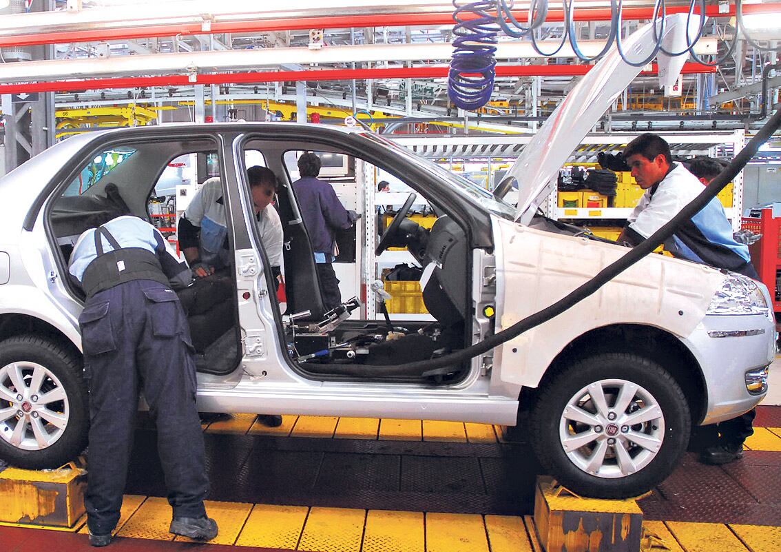 La industria cerró el tercer trimestre 6,9 por ciento abajo con relación al año pasado.