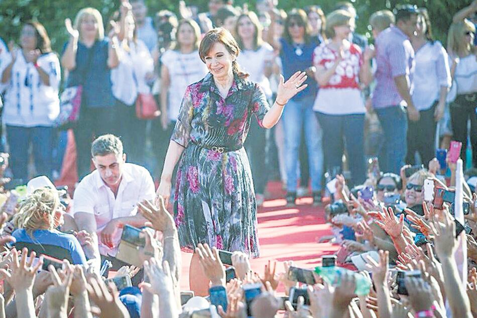 Cristina Kirchner cerró el Encuentro de Mujeres Peronistas realizado en El Cadillal, Tucumán.