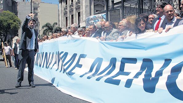 De las movilizaciones pymes a las propuestas políticas.