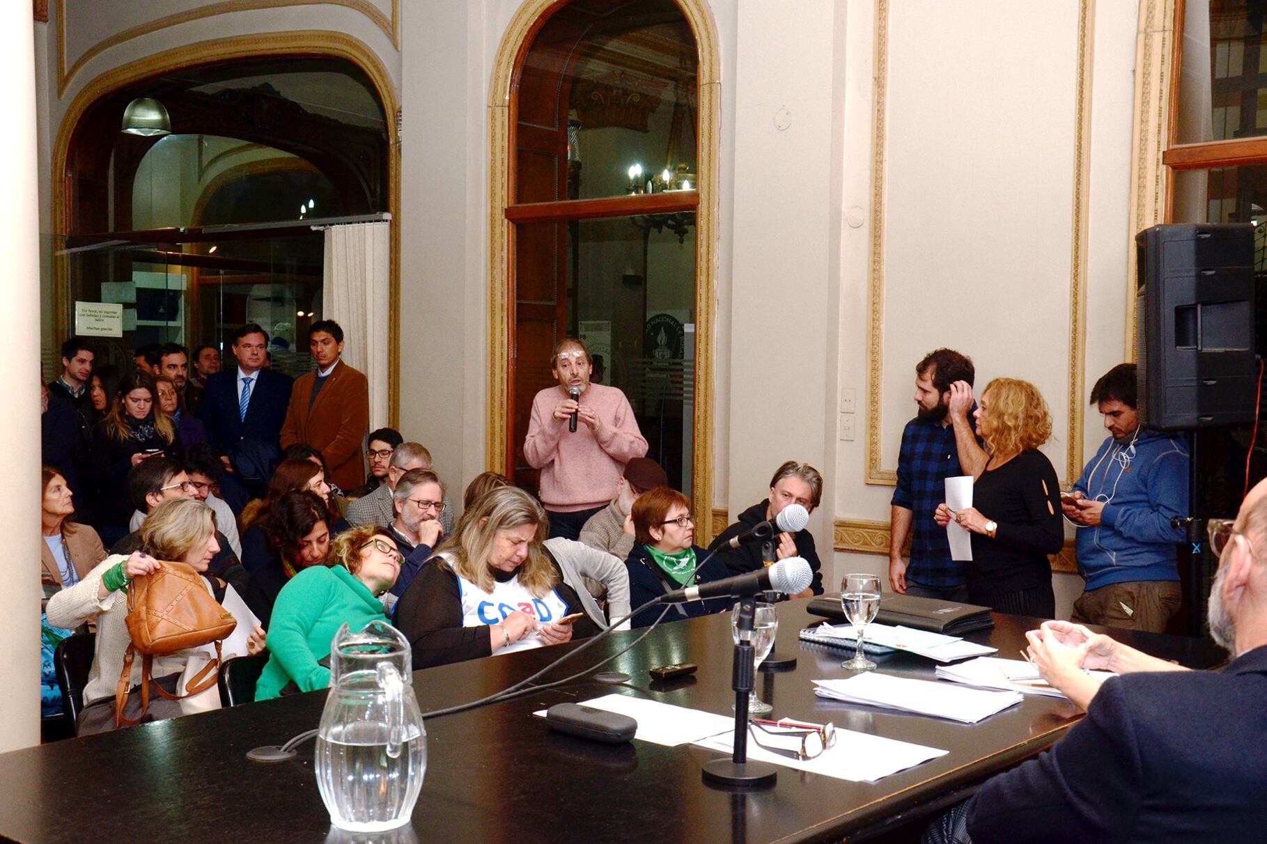 La reunión en la que se trató y dio vía libre al proyecto fue multitudinaria.