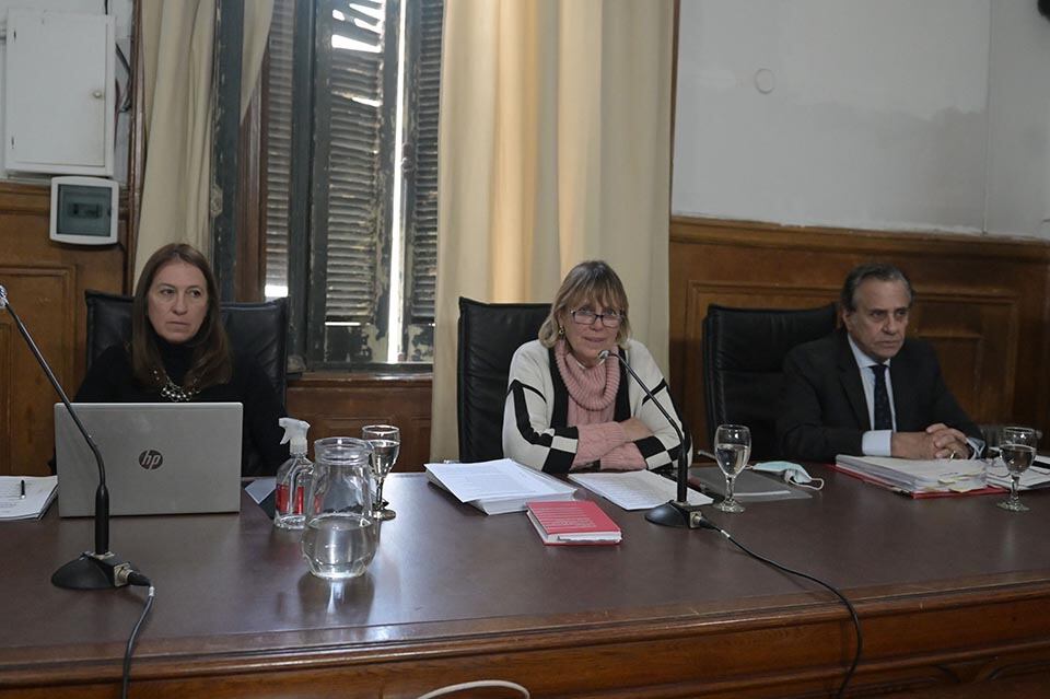 El triubunal decidió que Troncoso tiene "incapacidad" para el proceso.