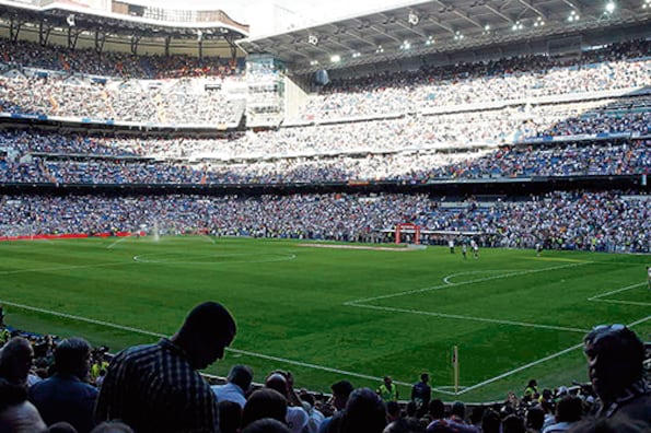 En la elección del estadio del Real Madrid fueron decisivos los intereses económicos.