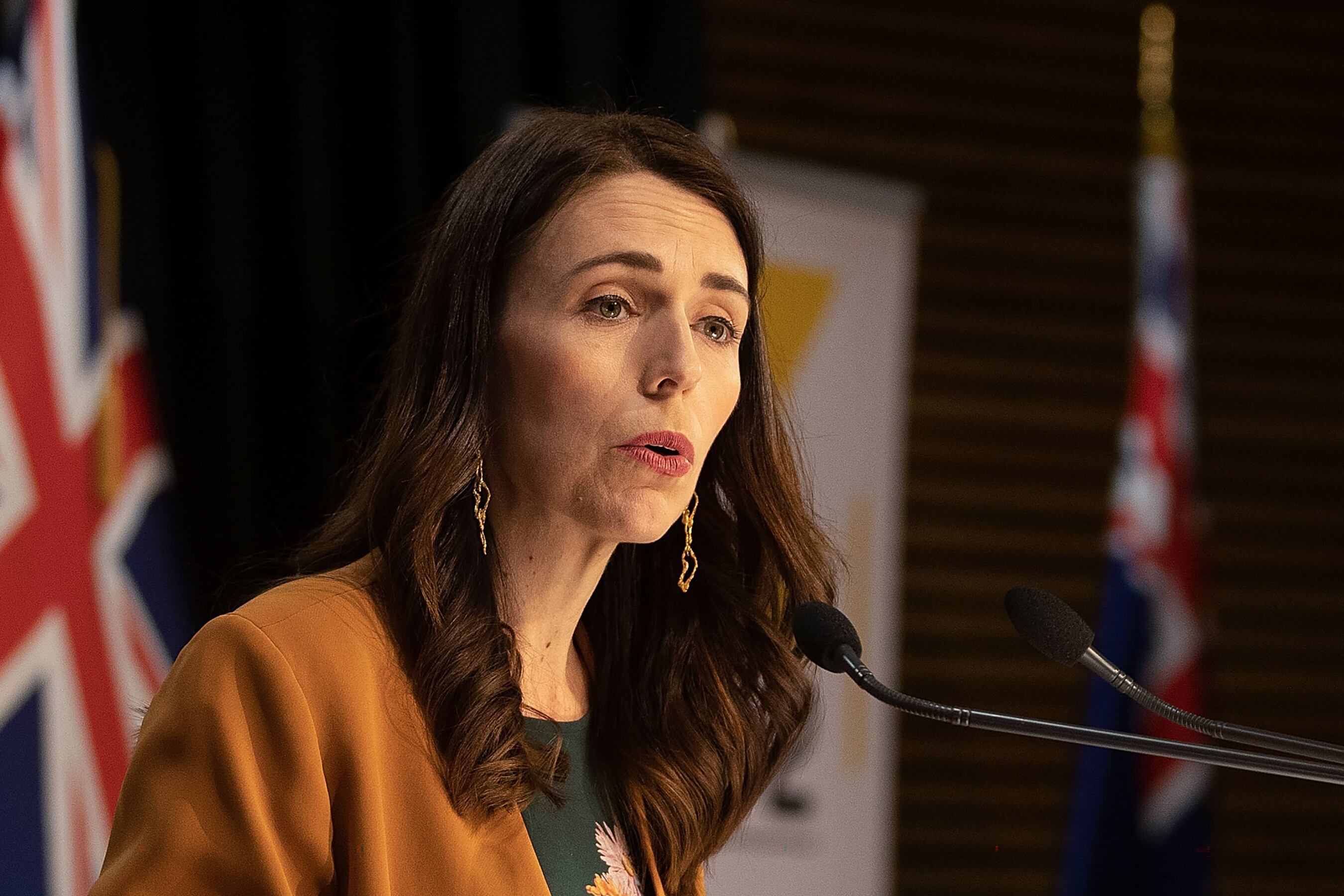 La primera ministra de Nueva Zelanda, Jacinda Ardern, anunció hace solo una semana que el país estaba libre de covid-19.