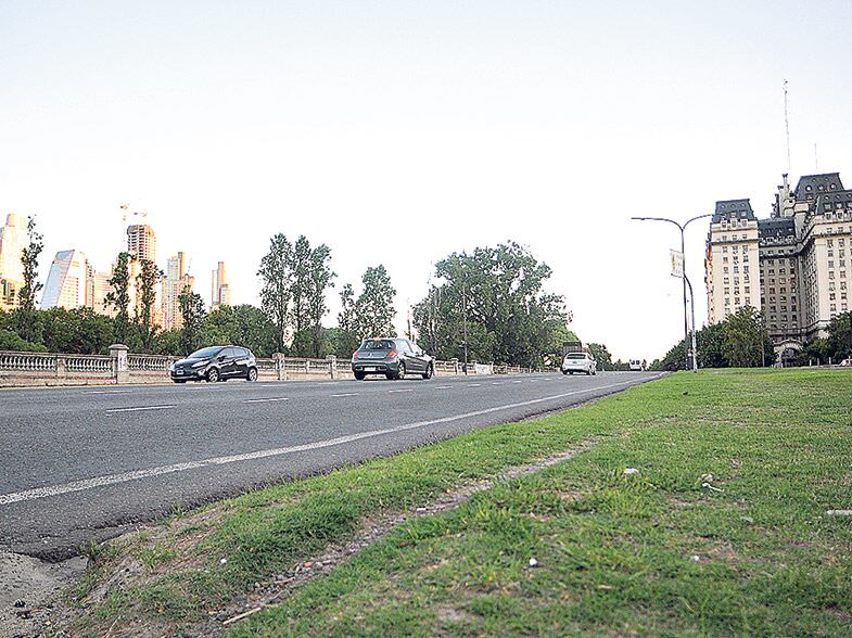 La autopista ocuparía hasta el helipuerto presidencial.