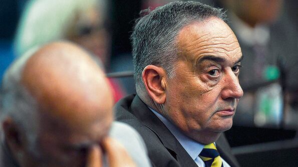 El ex jefe de la Policía Metropolitana Jorge “Fino” Palacios se salvó del juicio oral.