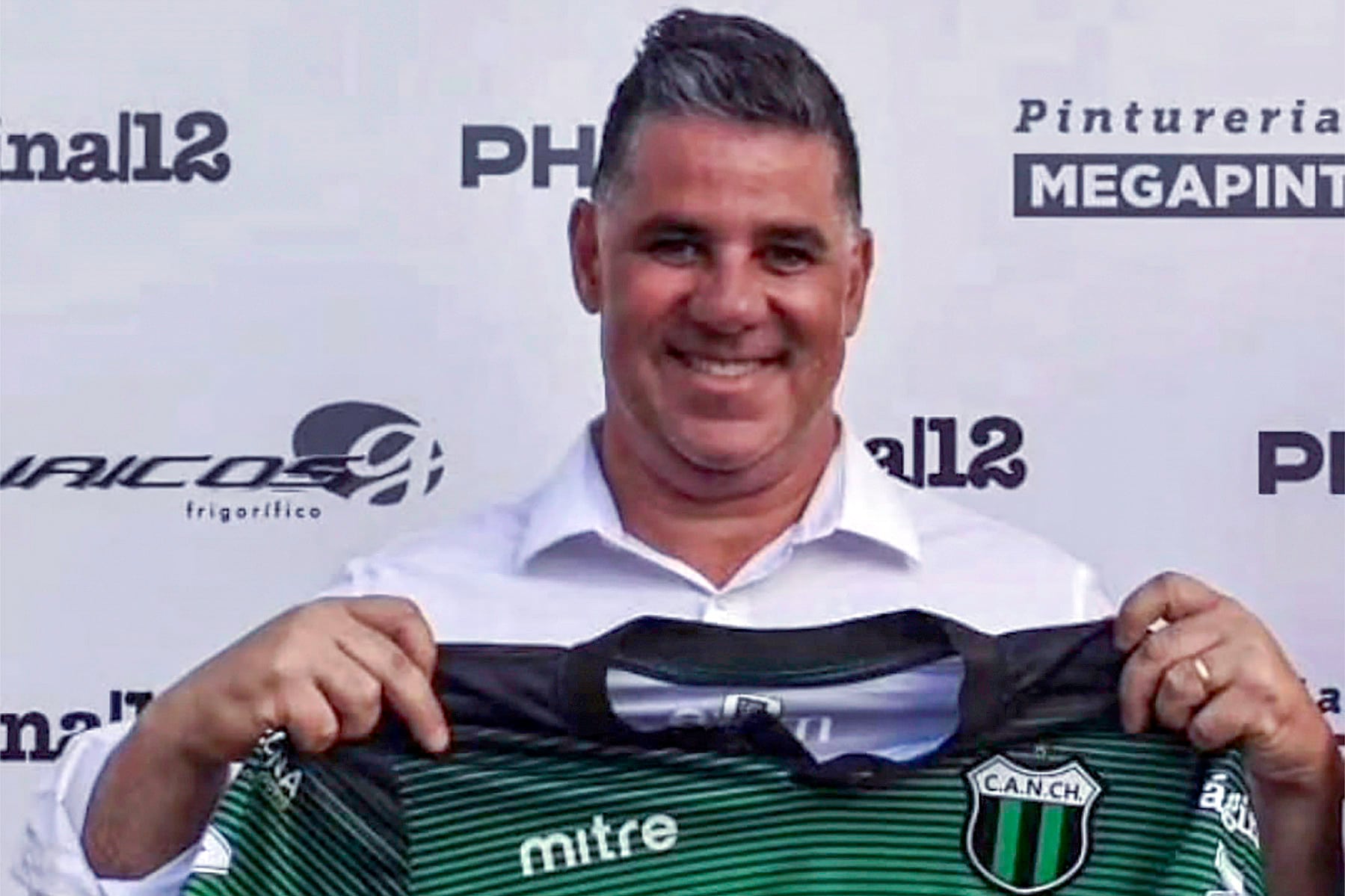 Pablo Olmos, vicepresidente de Nueva Chicago