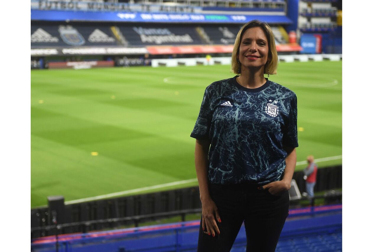 Angela Lerena, flamante comentarista de la Selección en la TV Pública.