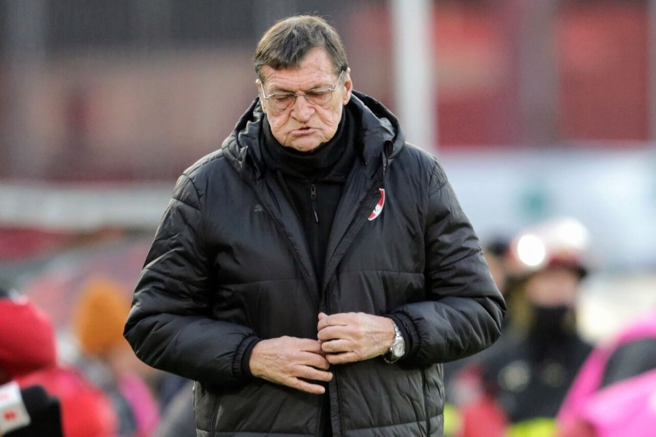 Falcioni viene de sumar su primera alegría en su tercera etapa en Independiente