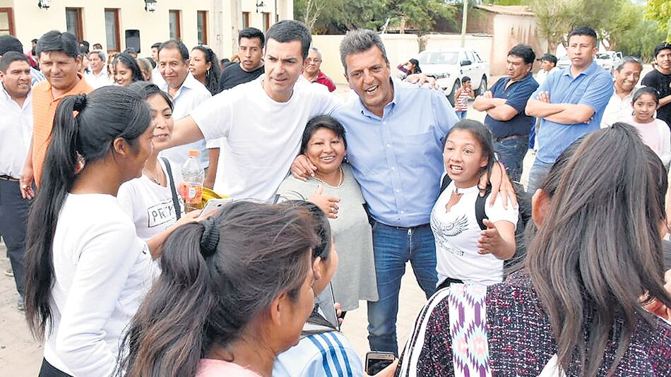 Juan Manuel Urtubey y Sergio Massa estuvieron juntos en Salta.