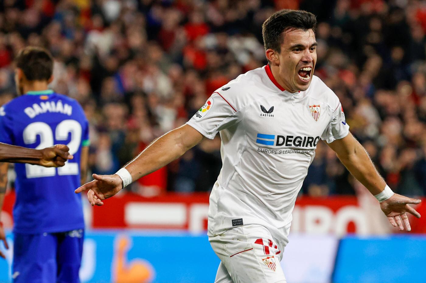 Acuña celebra su segundo gol de 2023