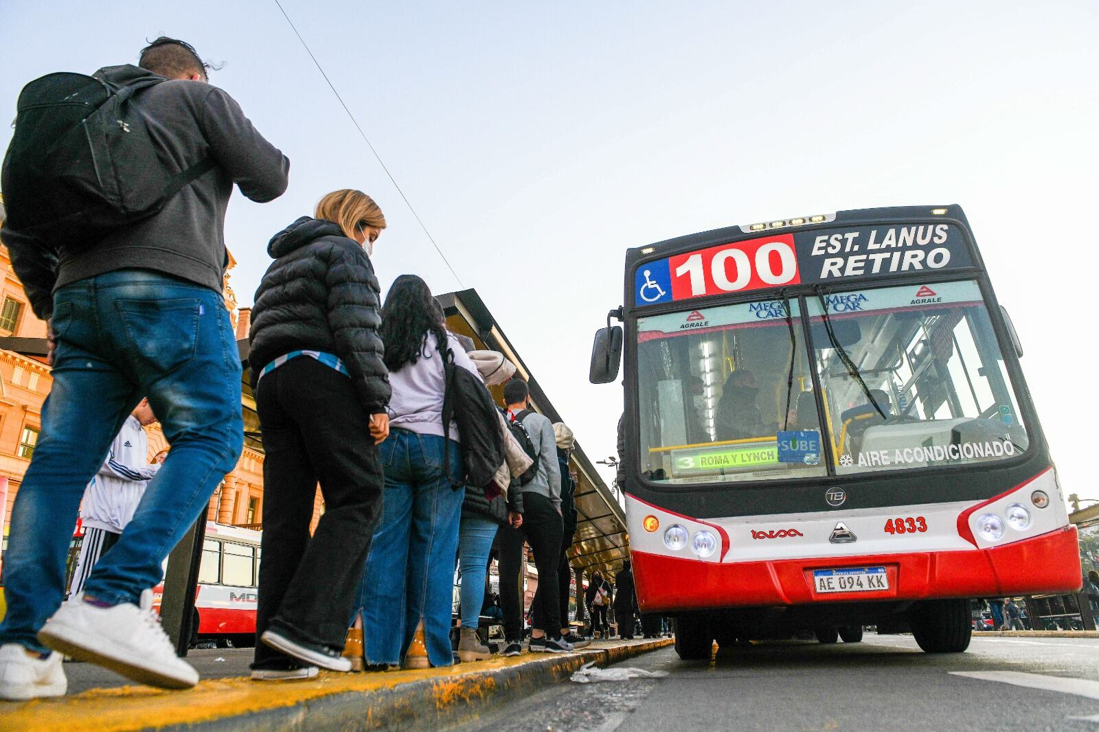 Transporte subió 3,1 por ciento en junio.