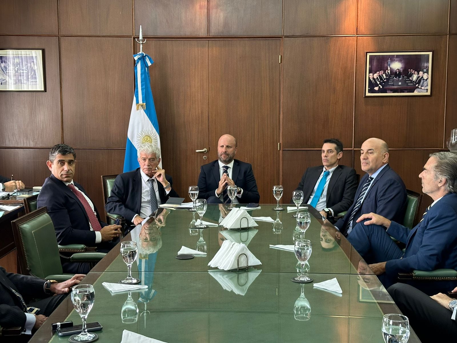 Mariano Cúneo Libarona con los jueces de la Cámara de Casación.