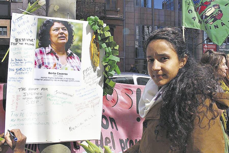 Bertha Zúniga Cáceres