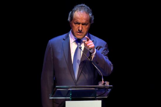 Scioli también tuvo sus complicaciones con la Justicia.