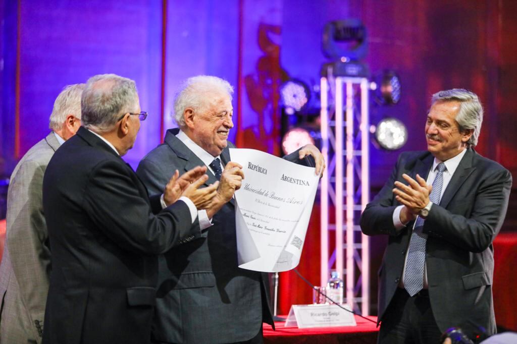 Ginés González García, futuro ministro de Salud, en el acto con Alberto Fernández.