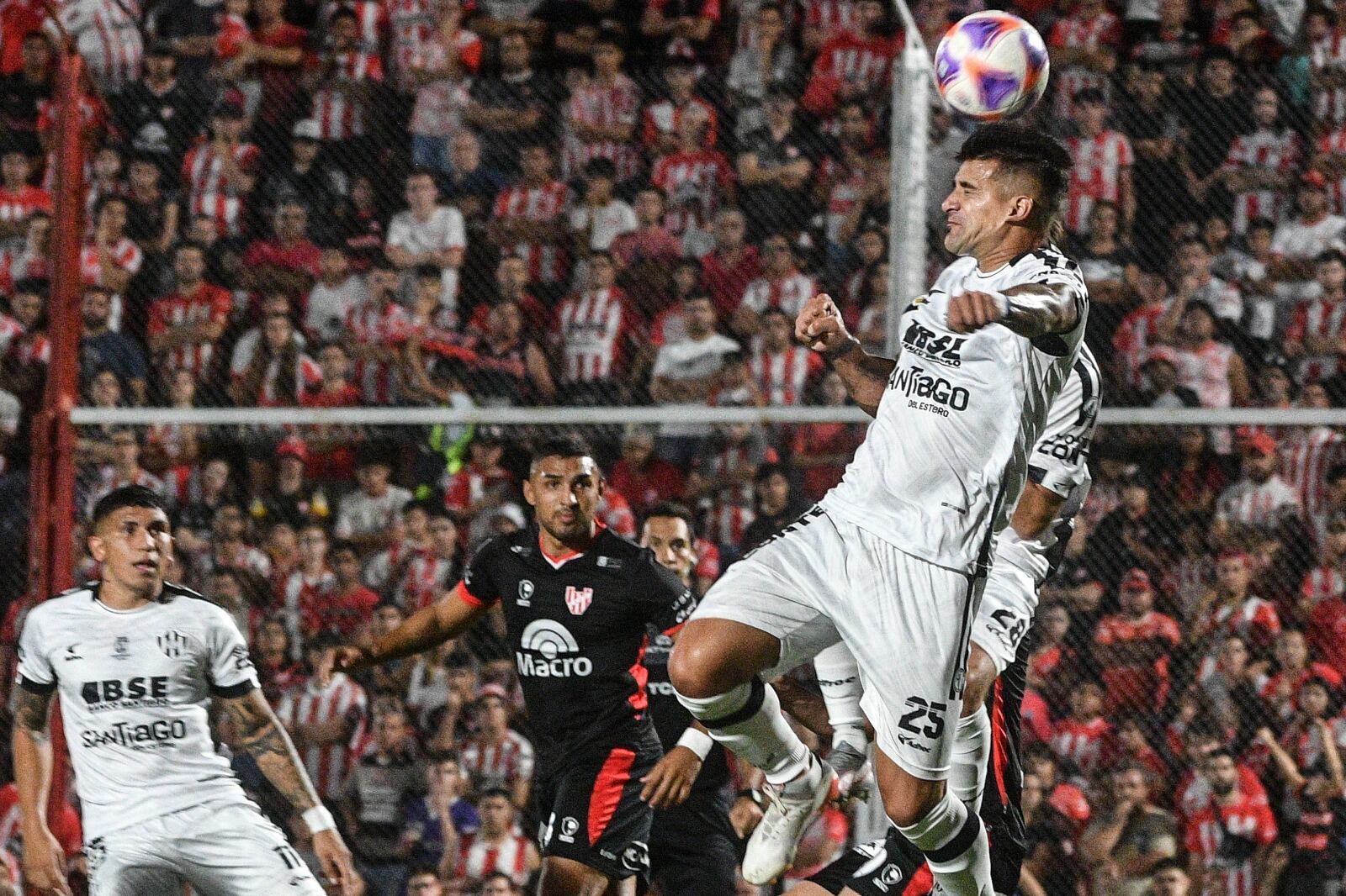 Central Córdoba le sacó seis puntos a Platense en la tabla de promedios