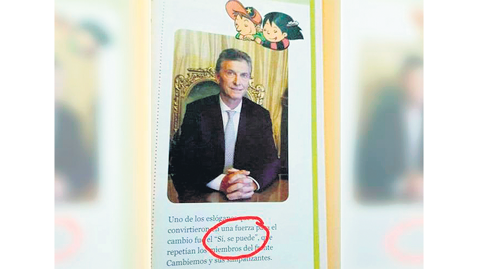 La foto presidencial que ilustra el capítulo del manual dedicado a la gestión de Macri.