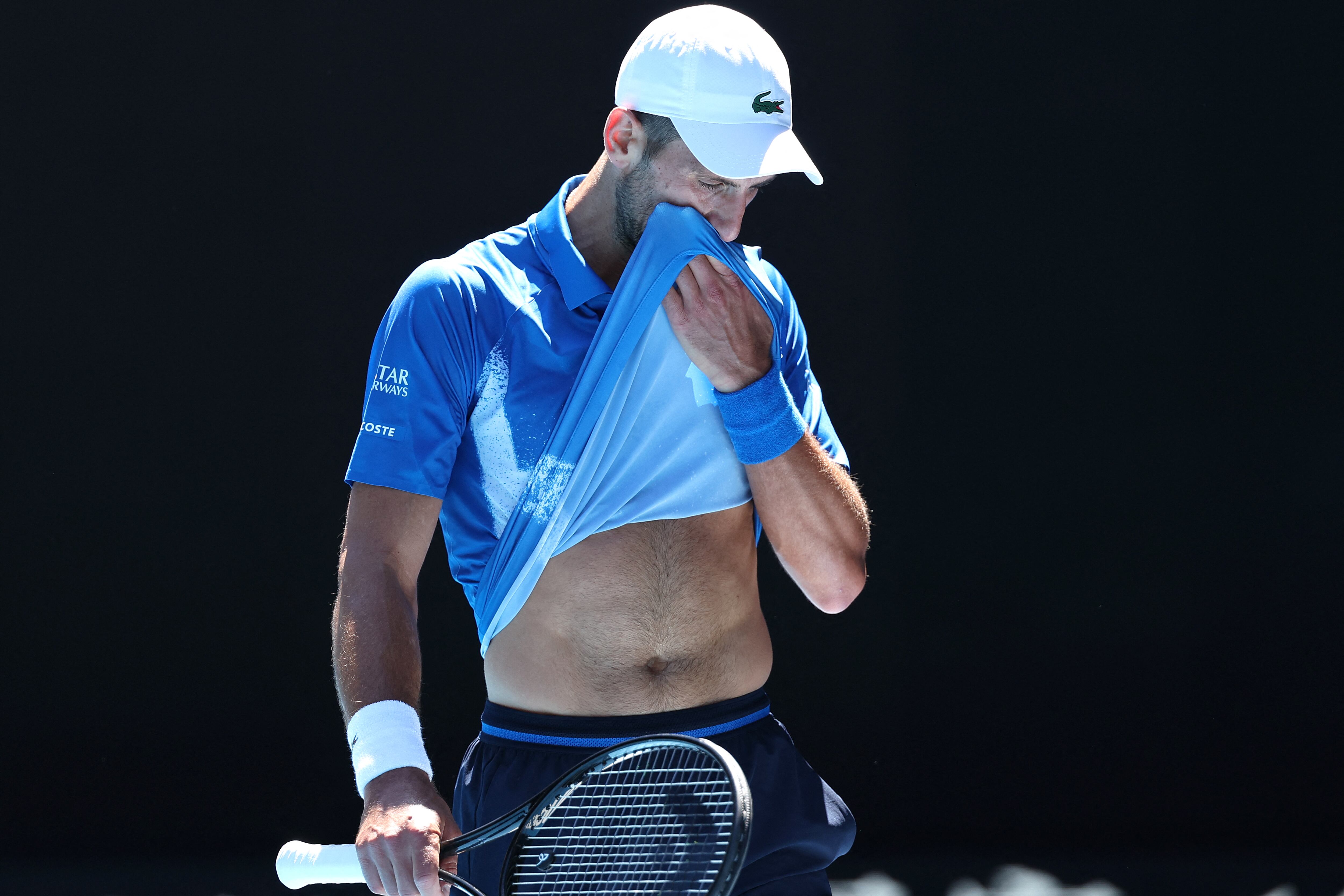 Djokovic se lesionó en el primer set del duelo del martes ante Alcaraz