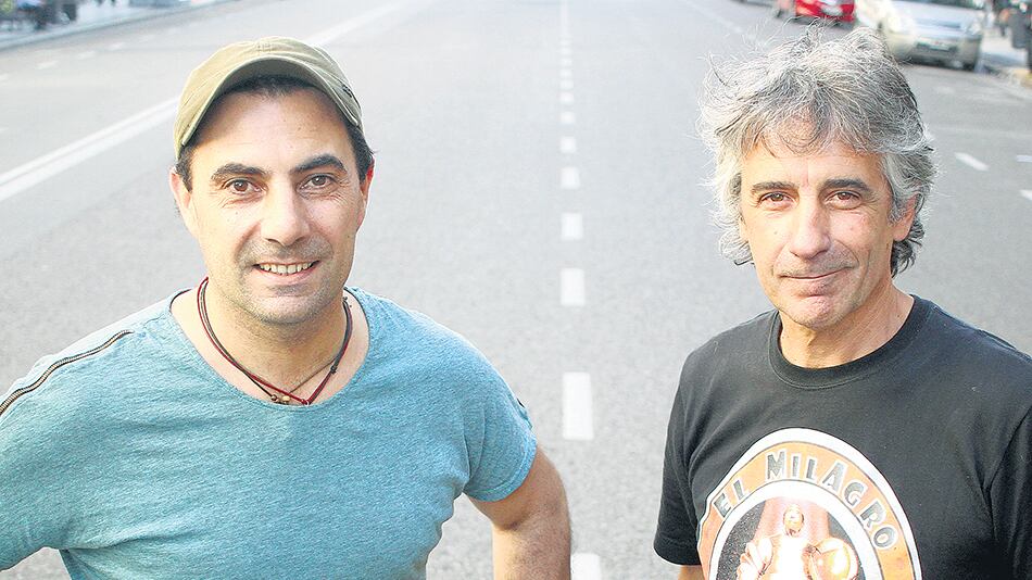 “Esta película es de un grupo de personas intentando transmitir desesperadamente una emoción”, dicen Eduardo Balán y Alexis Fusario.