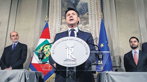 Conte anuncia la lista de ministros tras reunirse con Mattarella en Roma.