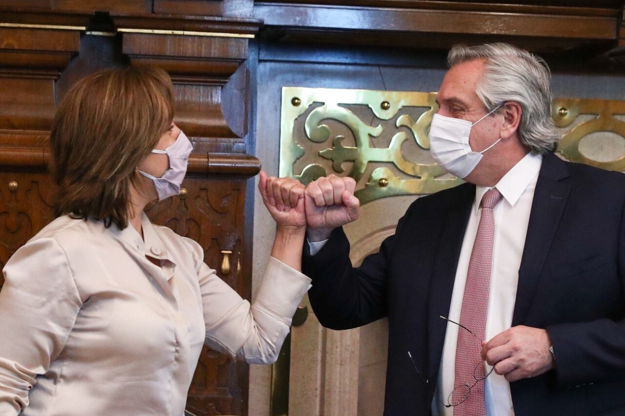 La firma fortalece el avance de la instalación en Río Negro de la planta de hidrógeno verde que anunció la empresa Fortescue durante la participación del Presidente en la cumbre mundial COP26 que se celebró en Glasgow.